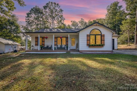 234 Hickory Wood Drive sold home in Alexander Heights, Kannapolis, NC