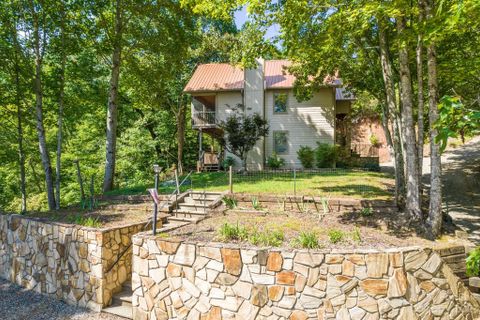 445 Turkey Run sold home in Glory Mountain, Bryson City, NC