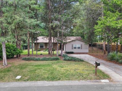 7233 Connan Lane