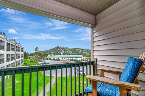 301 Pinnacle Inn Road 3303A