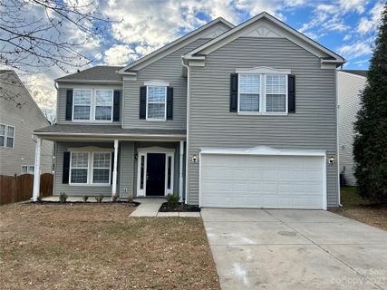 5679 Hammermill Drive sold home in Providence Manor, Harrisburg, NC