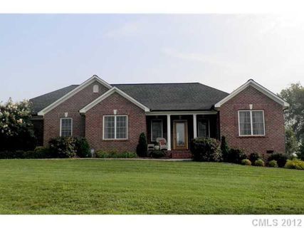 1012 Clear Creek Circle