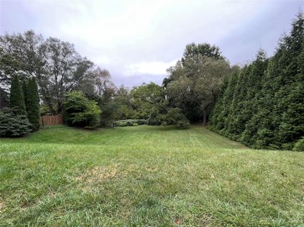 842 9th Avenue sold home in The Pines II, Hickory, NC