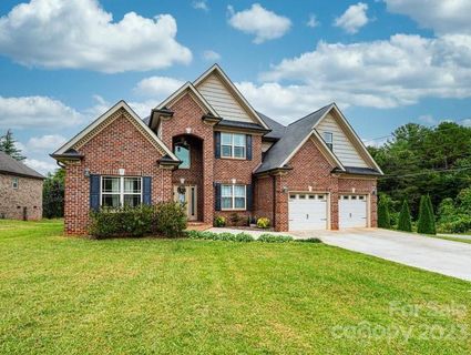 4742 Morning Glow Lane sold home in Waterford Hills, Hickory, NC