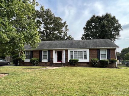 1637 Dixon Road