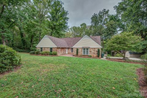 339 Whitethorn Drive
