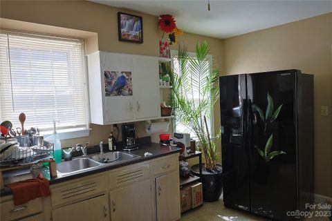 2219 Ashley Road