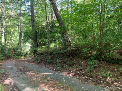 9999 Chemin Jacques Drive sold home in Lake Hondah, Brevard, NC