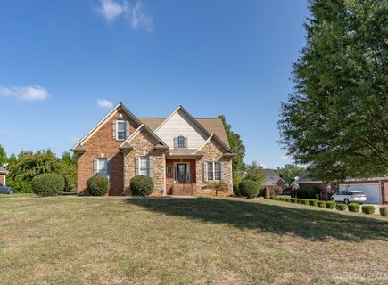212 Kaitlyn Lane sold home in Hall Crossing, Kings Mountain, NC