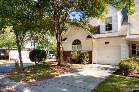 8041 Christmas Court