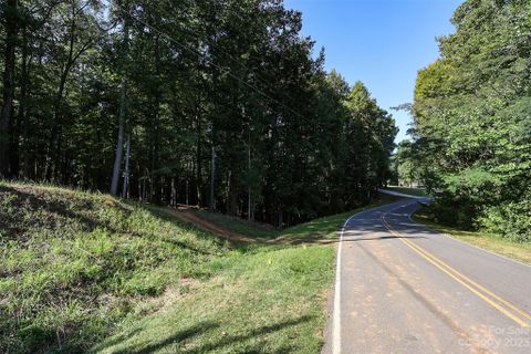 2900 Lakefront Drive sold home in The Peninsula At Bayshore, Belmont, NC