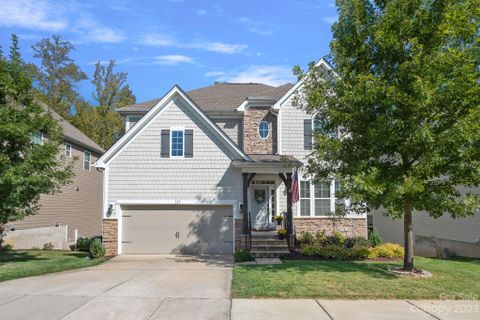 120 Tomahawk Drive