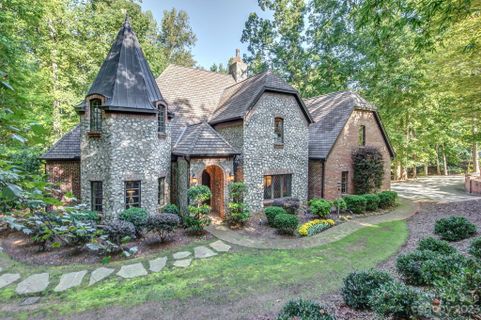 505 Stuart Ridge None
