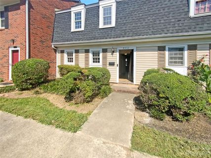 8432 Knights Bridge Road