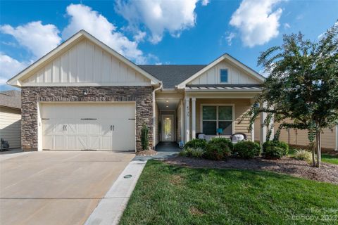 4735 Looking Glass Trail