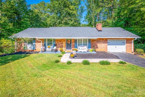 110 Mimosa Road