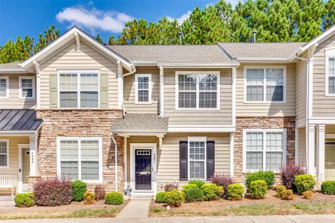 4607 Silk Tree Lane