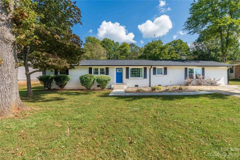 3410 7th Street Drive sold home in Hidden Valley, Hickory, NC