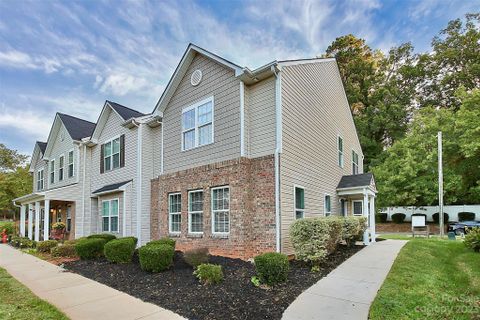727 Plaza Walk Drive sold home in Citiside Plaza Walk Townhomes, Charlotte, NC