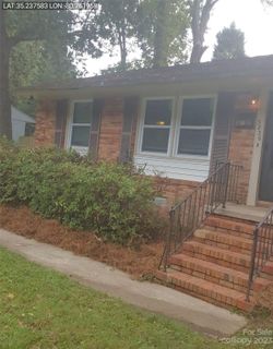 3836 Foxford Place