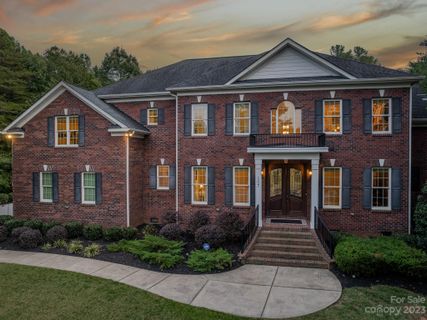 107 Tannenbaum Court