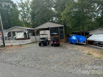 124 Canyon Loop