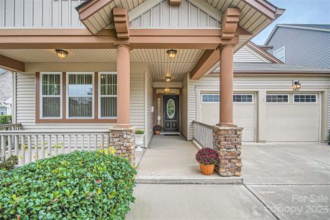 105 Cranbrook Lane