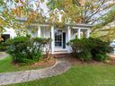 2702 Robyns Glen Drive sold home in Charlotte, SC