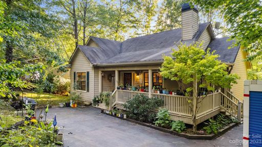 526 Whetstone Gap Road sold home in Whetstone Gap, Lake Toxaway, NC