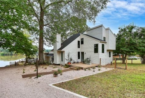 339 Paradise Circle