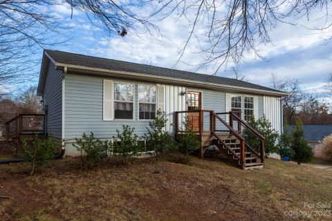 22 Scottsdale Drive
