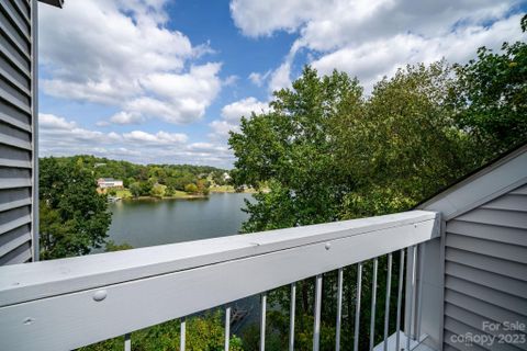 1050 21st Avenue 54 sold home in QUAIL RUN, Hickory, NC