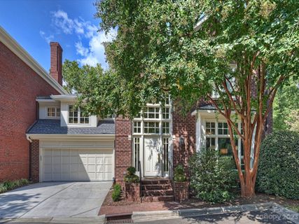 2033 Nolen Park Lane