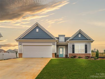 226 Pinnacle Crossing