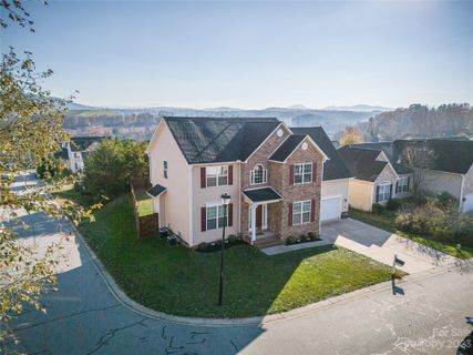 2 Stonebury Drive