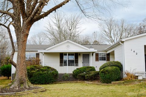 142 Riverwind Drive