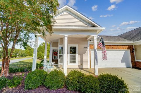 5005 Thistle Lane