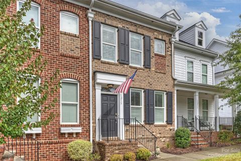 1213 Assembly Street