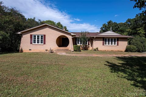 115 Hillside Drive sold home in Pine Forest Estates, Monroe, NC
