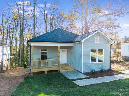 840 N Weldon Street sold home in Cleveland Heights, Gastonia, NC