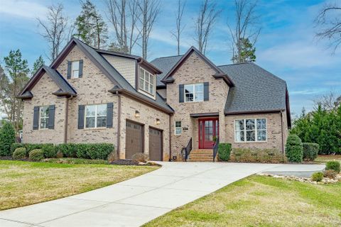 4017 Halyard Drive