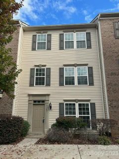 9965 Kings Parade Boulevard sold home in Townhomes at Ayrsley, Charlotte, NC