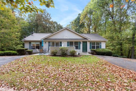 38 Queen Road A sold home in Woodland Trails, Candler, NC
