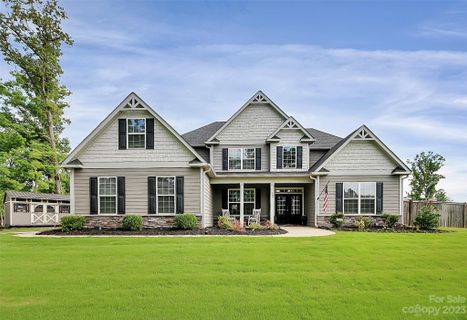 2601 Lakefront Drive sold home in Lakefront Woods, Belmont, NC