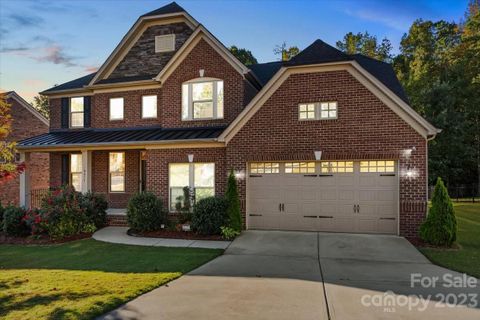 10617 Ebony Tress Lane