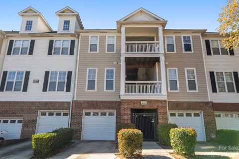6744 Mallard Park Drive
