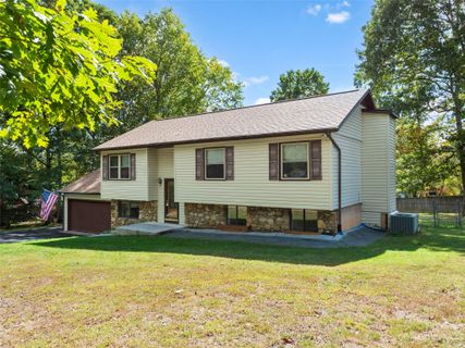 57 Ashcroft Place sold home in Mountain Heights, Arden, NC