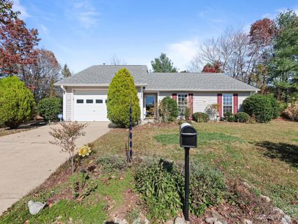 1218 Pebble Lane