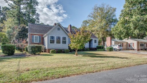 112 Oak Trail