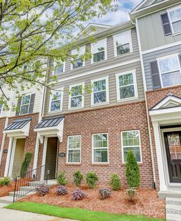 16636 Summers Walk Boulevard